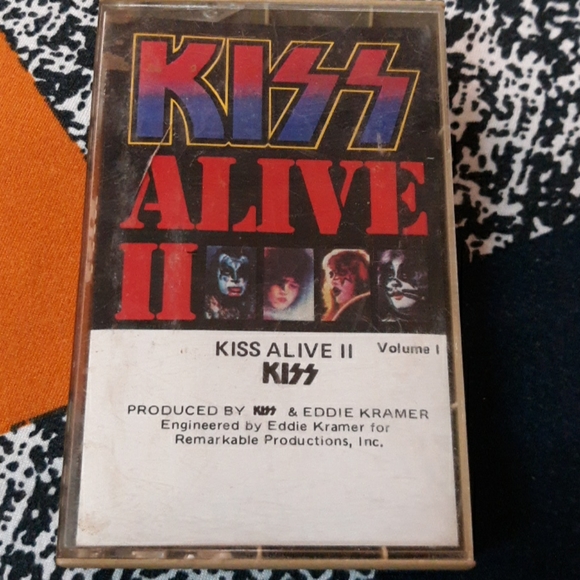 Kiss Cassette Bundle - Picture 13 of 16